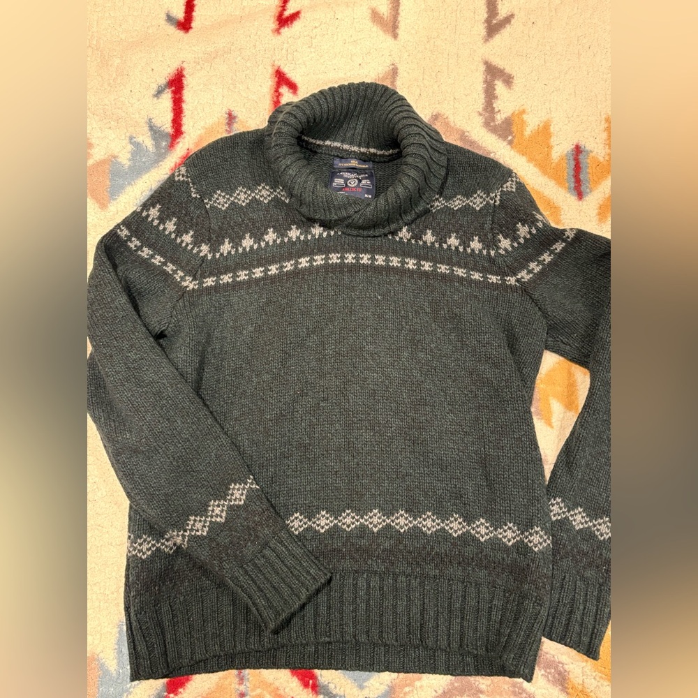 Men's Green Turtleneck Sweater